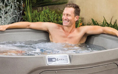 10 Tips to Extend the Life of Your Hot Tub Cover